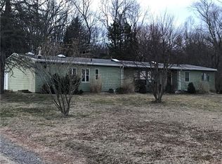 627 Natick Ave, Cranston, RI 02921