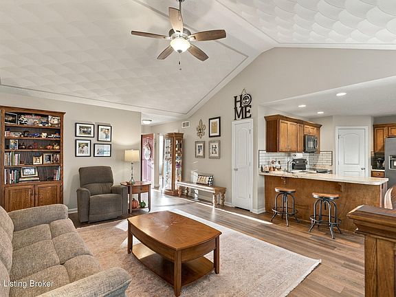 3rd image of 314 John Hudson Ln