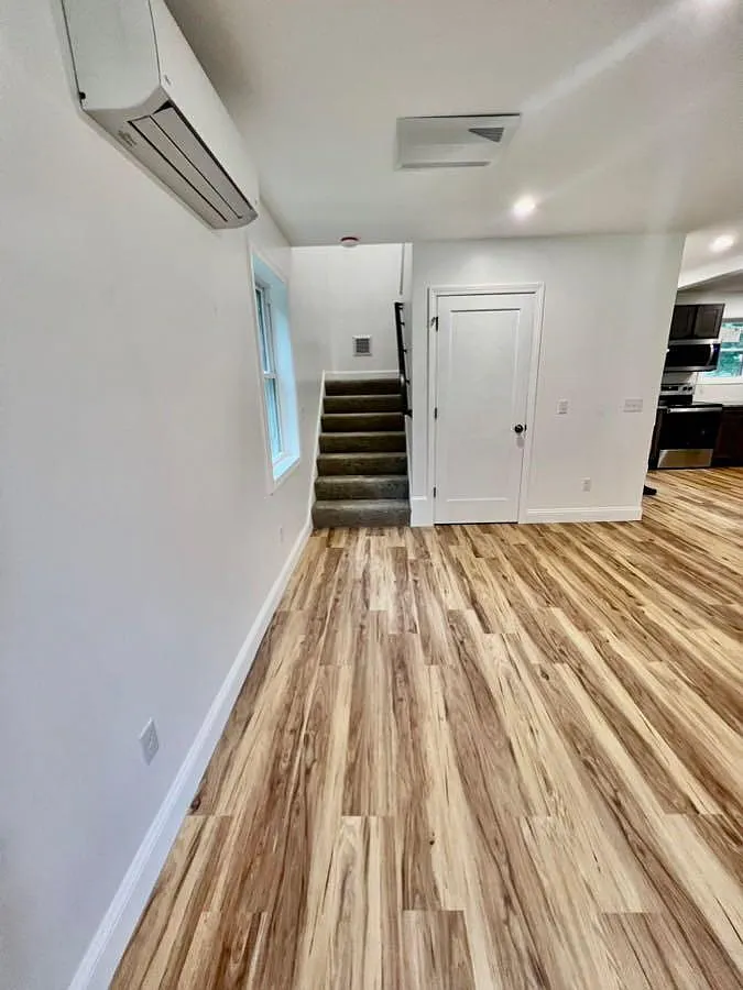 2 bed, 1.5 bath, 1250 sqft, $2,600 — Photo 4