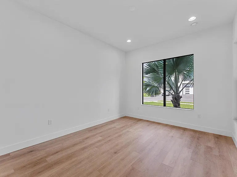 20062 Hirono Ln — Photo 21