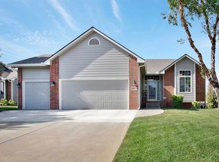 2037 E Zachary Dr, Derby, KS 67037