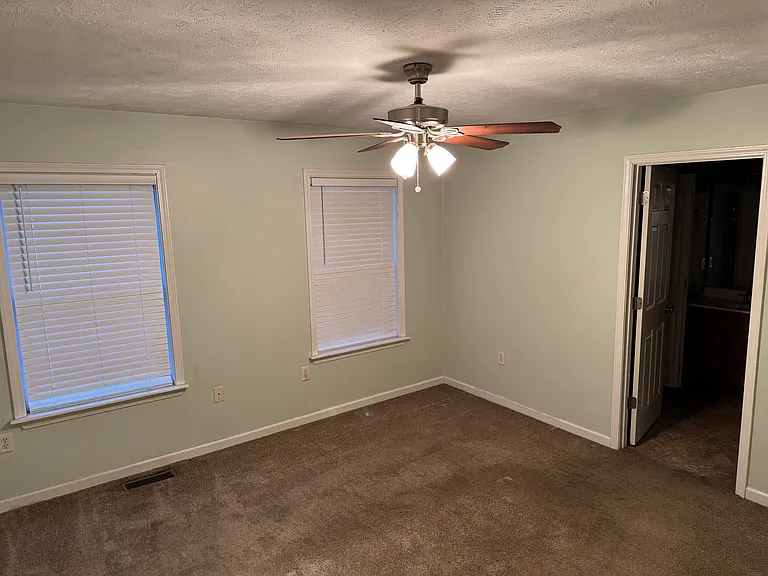6832 Greenbrook Dr — Photo 9
