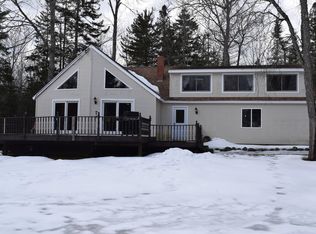 81 Kelly Ln, Surry, ME 04684