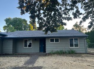 180 Bushnell Ln, Eugene, OR 97404