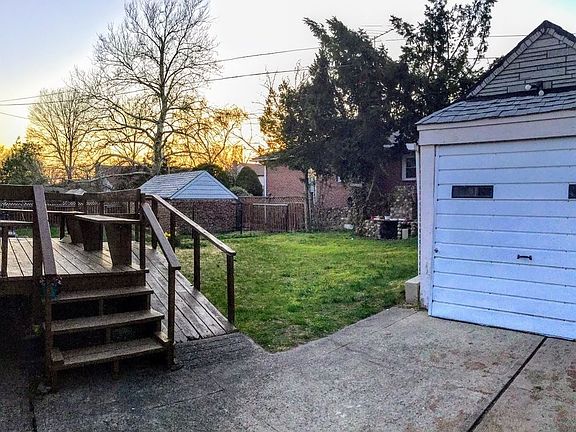 2nd image of 18007 69th Ave