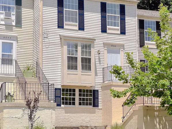 8902 Chesapeake Lighthouse Dr, North Beach, MD 20714