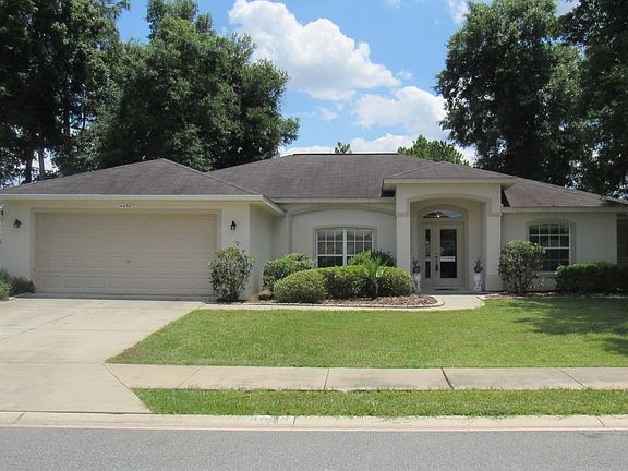 2nd image of 4638 NE 14th Pl