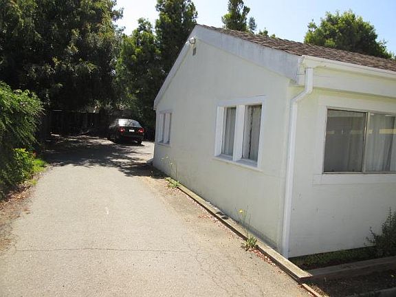 3rd image of 3150 Stanley Ave