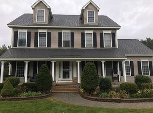 3 Checkerberry Ln, Londonderry, NH 03053