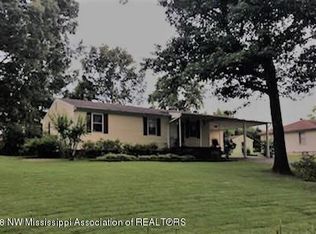 1371 Haywood Dr, Southaven, MS 38671