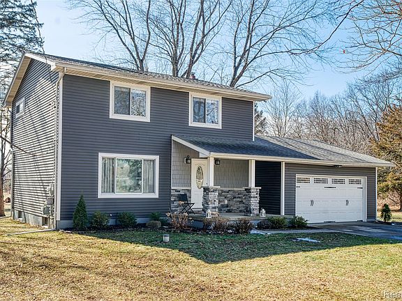 2nd image of 5193 Owen Rd