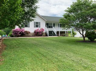 7474 Ravencrest Ln, Corryton, TN 37721