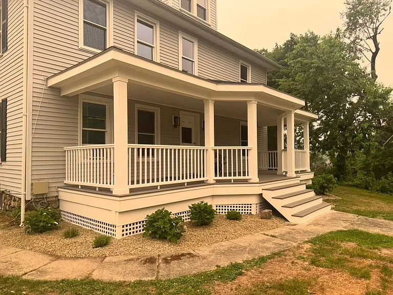 40 Pleasant St #2 — Photo 1