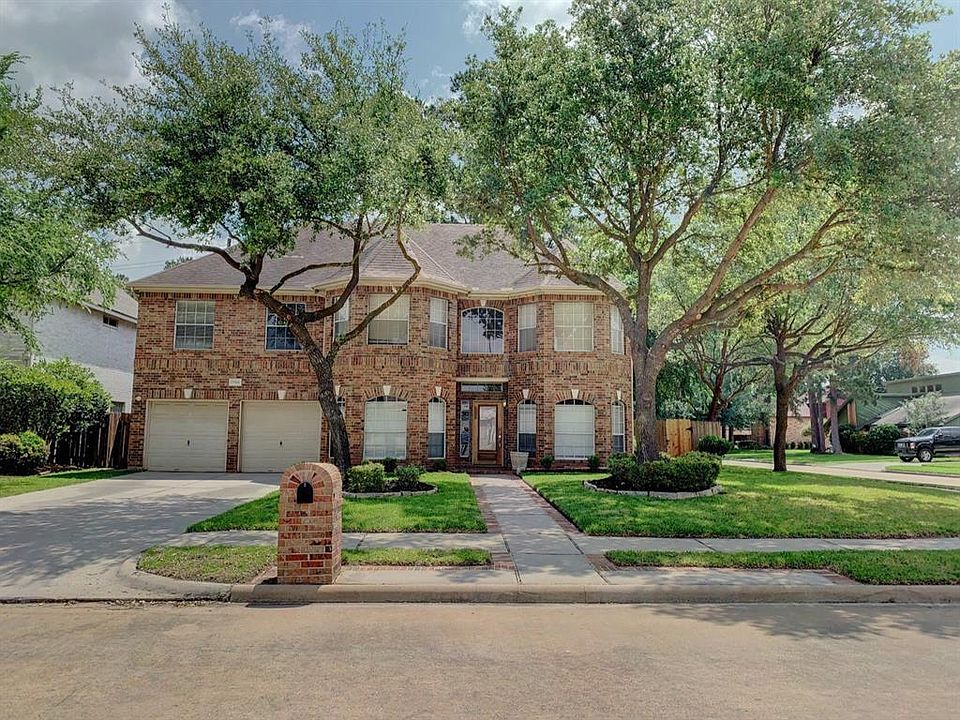1st image of 15506 Oxenford Dr