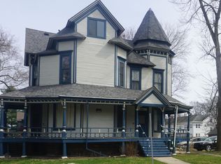 324 Stuart Ave, Kalamazoo, MI 49007