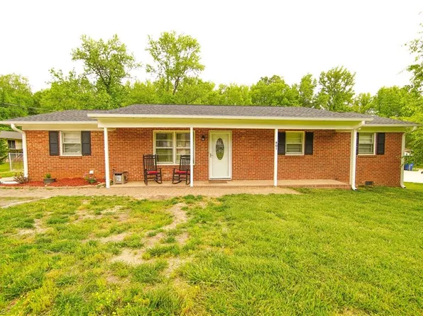 401 Forestwood Dr, Archdale, NC 27263