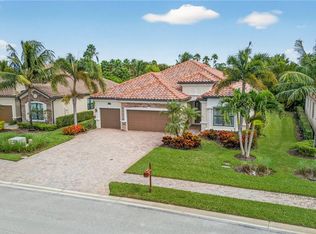 9352 Vercelli Ct, Naples, FL 34113