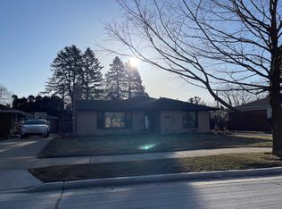 3301 Chatham St, Racine, WI 53402
