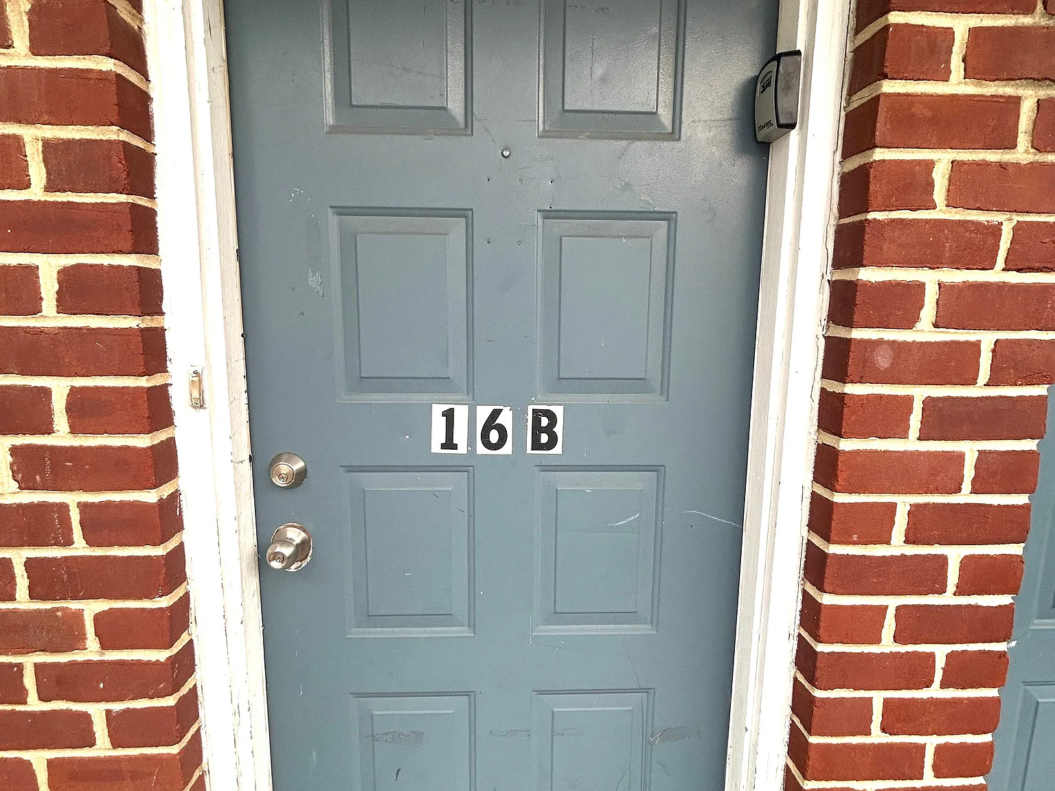 2 bed, $1,250 — Photo 1