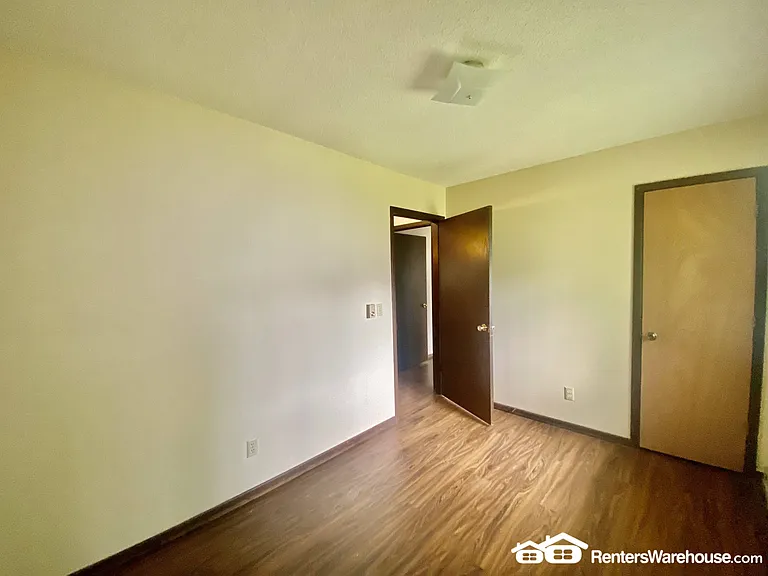 206 N Madison St #4 — Photo 5