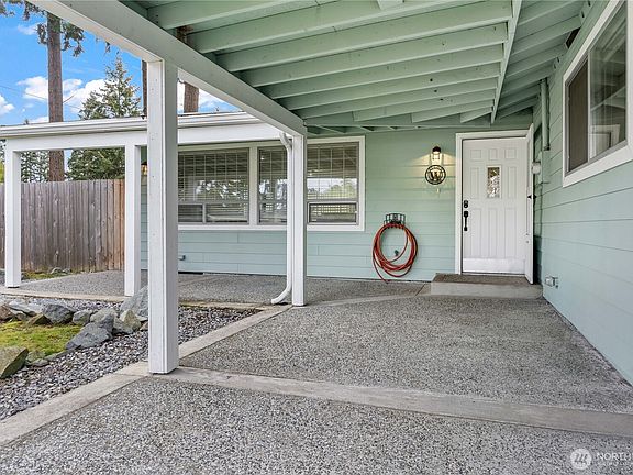 2nd image of 17101 17th Avenue Ct E