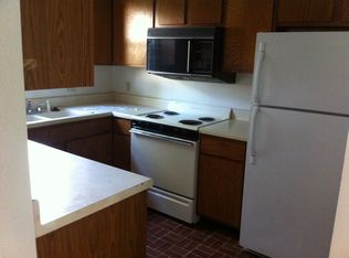 700 N Main St APT E, Edwardsville, IL 62025