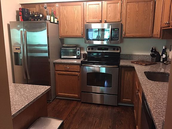 3rd image of 11727 Sycamore Dr #4