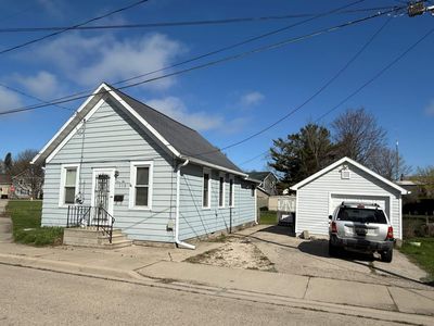 310 8th Ave, Menominee, MI, 49858