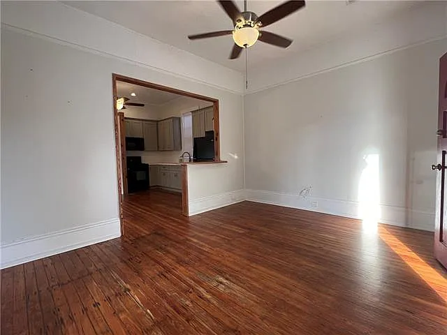 127 Addison St — Photo 7