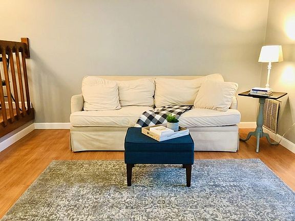 3rd image of 117 Tall Oaks Dr Unit G
