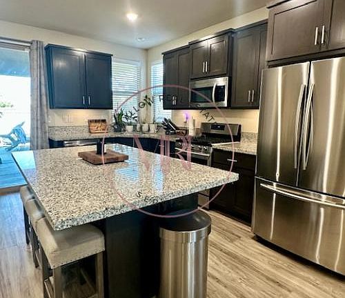 4th image of 5664 Freestone Dr