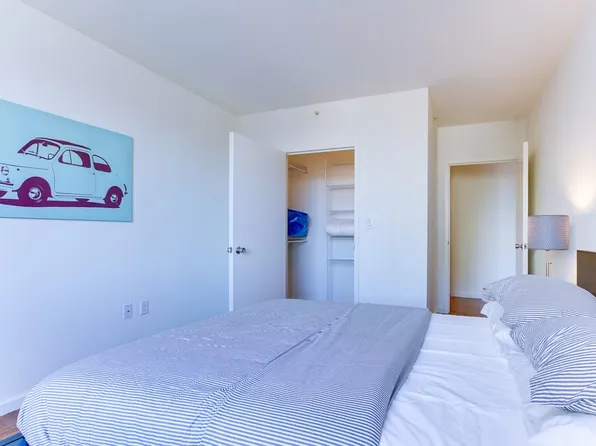 4-75 48th Avenue image 23 of 52