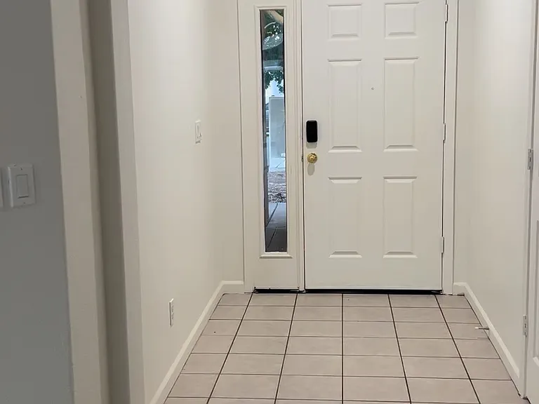 2061 Shady Forest Way — Photo 10
