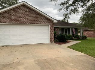 815 W 8th St, Deridder, LA 70634