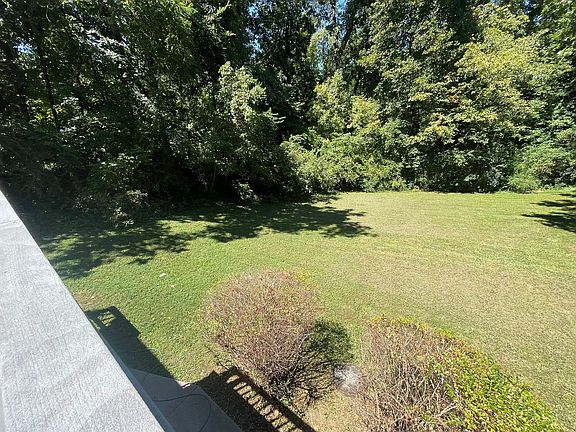 2nd image of 3113 Ginn Dr APT 2