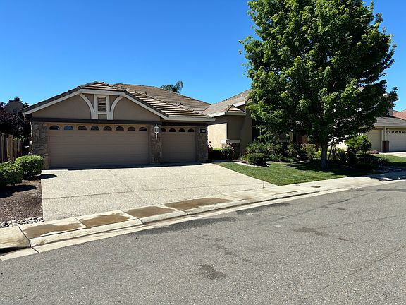 2nd image of 7208 Gladwin Way
