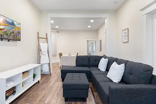 4009 W Gladys Ave #A Photo 1 4009 W Gladys Ave #A Photo 1