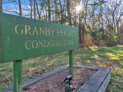 27 Granby Hts, Granby, MA, 01033