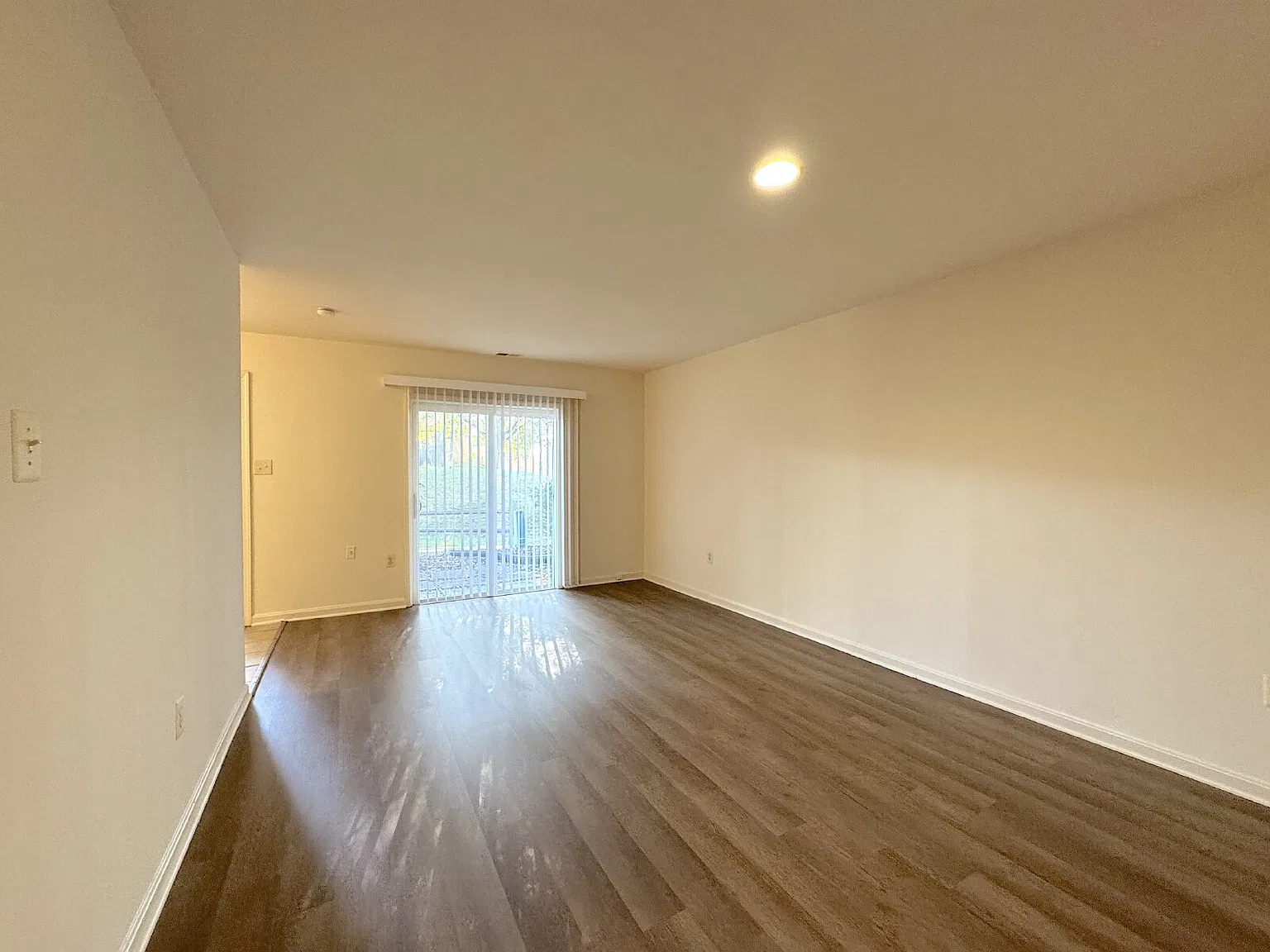 1 bed, 1.0 bath, $1,900 — Photo 4