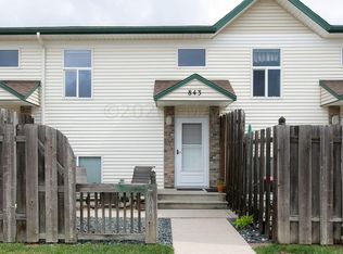 843 37th Ave N, Fargo, ND 58102