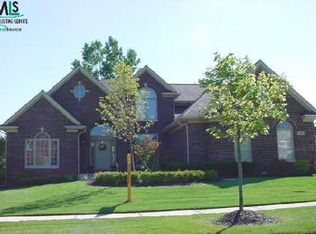 54060 Birchfield, Utica, MI