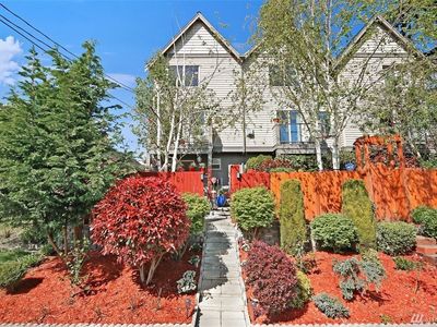 9009C 18th Ave SW, Seattle, WA, 98106