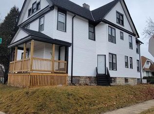 5602 W Congress St, Milwaukee, WI 53218