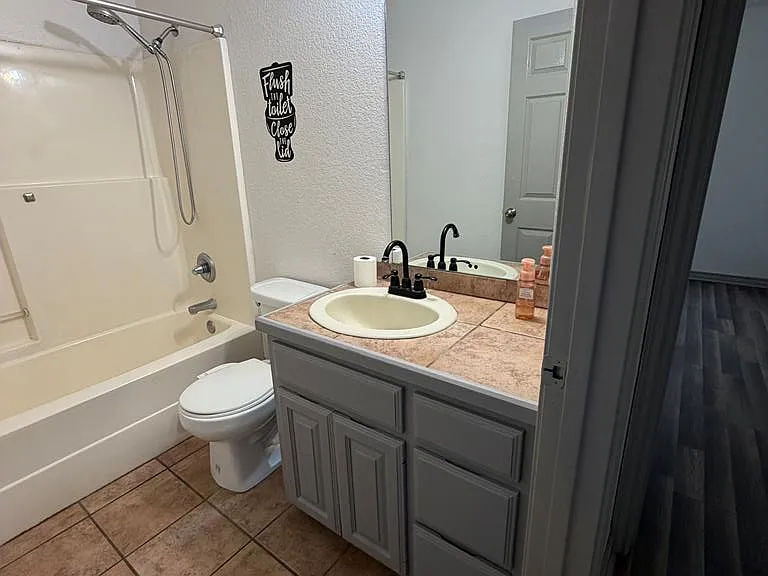 4515 Monty Dr — Photo 11