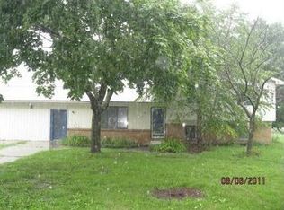 2950 W Schafer Rd, Howell, MI 48843