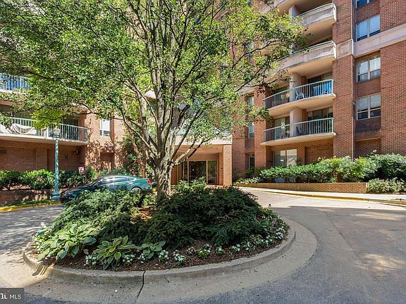 2nd image of 4808 Moorland Ln APT 412