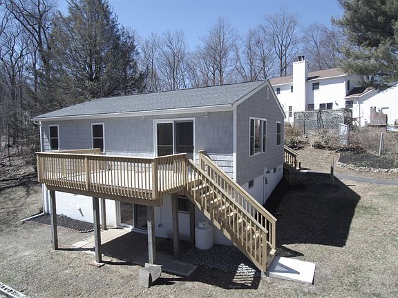 2nd image of 38 Lakeport Dr