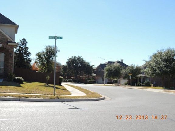 4th image of 1403 Grand Falls Dr