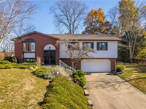 1612 Citation Dr, South Park, PA 15129