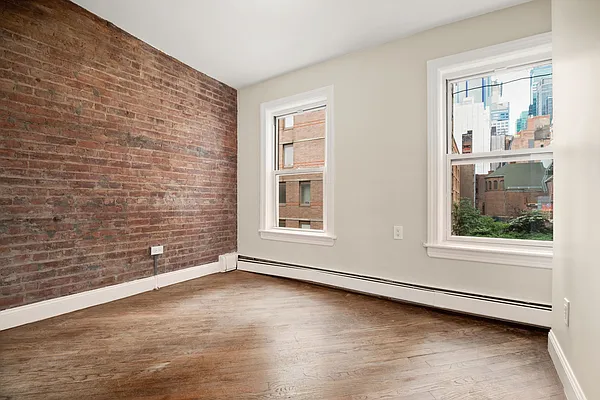 Rented by Cooper & Cooper Real Estate | media 8